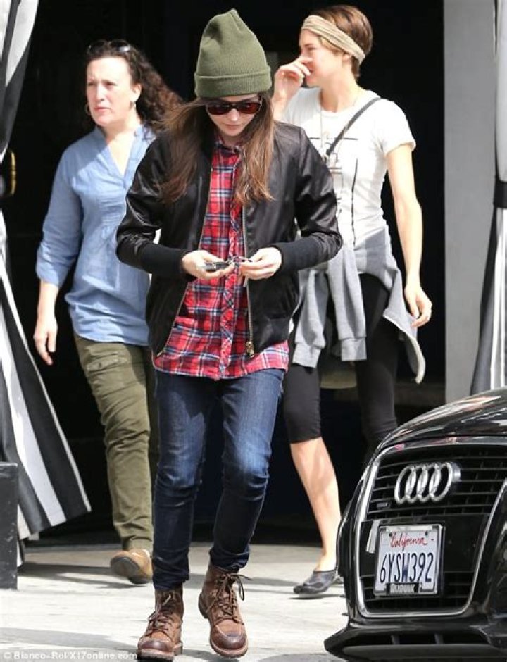 Shailene Woodley And Ellen Page